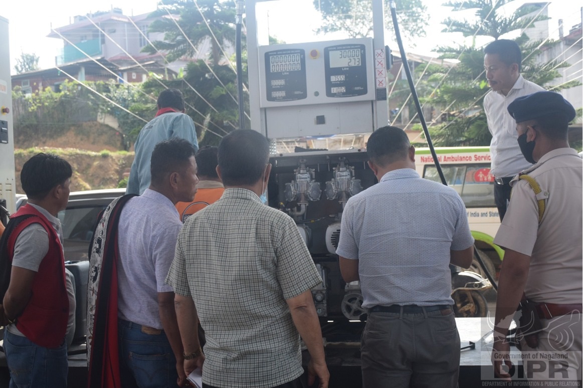 DISTRICT ADMINISTRATION CONDUCTS SURPRISE CHECKING IN FUEL PUMP STATIONS AT MOKOKCHUNG