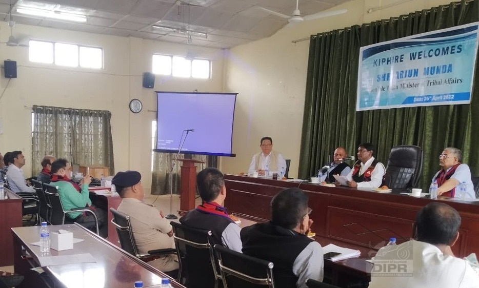 Union Minister, Arjun Munda addressing the gathering during his visit to Kiphire