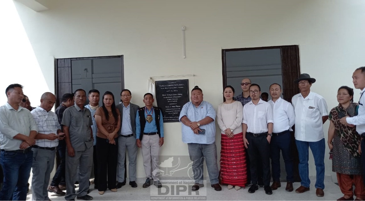 Temjen Imna Along inaugurates Community Hall at Tamlu village