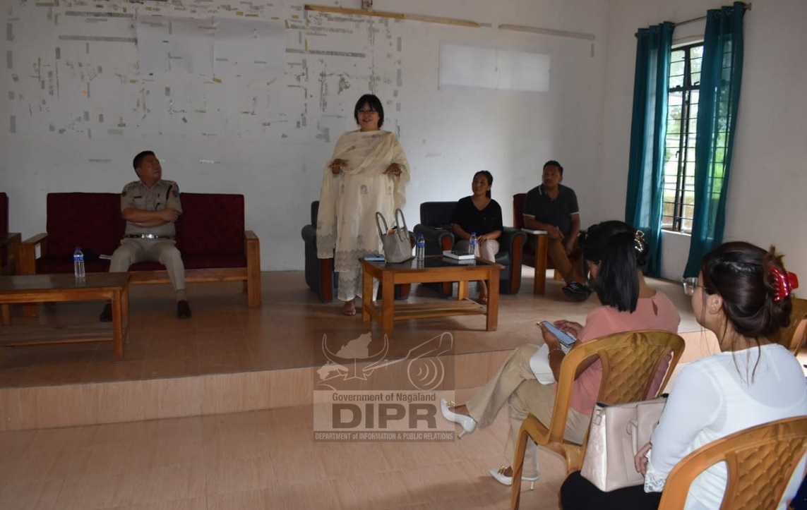 NIULAND'S FIRST CO-ORDINATION MEETING HELD