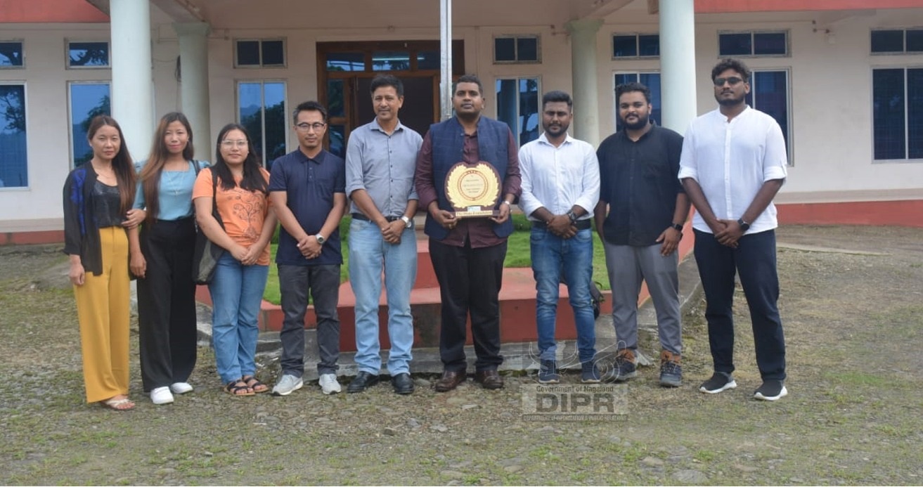 THE HANS FOUNDATION TEAM BIDS FAREWELL TO DC MON