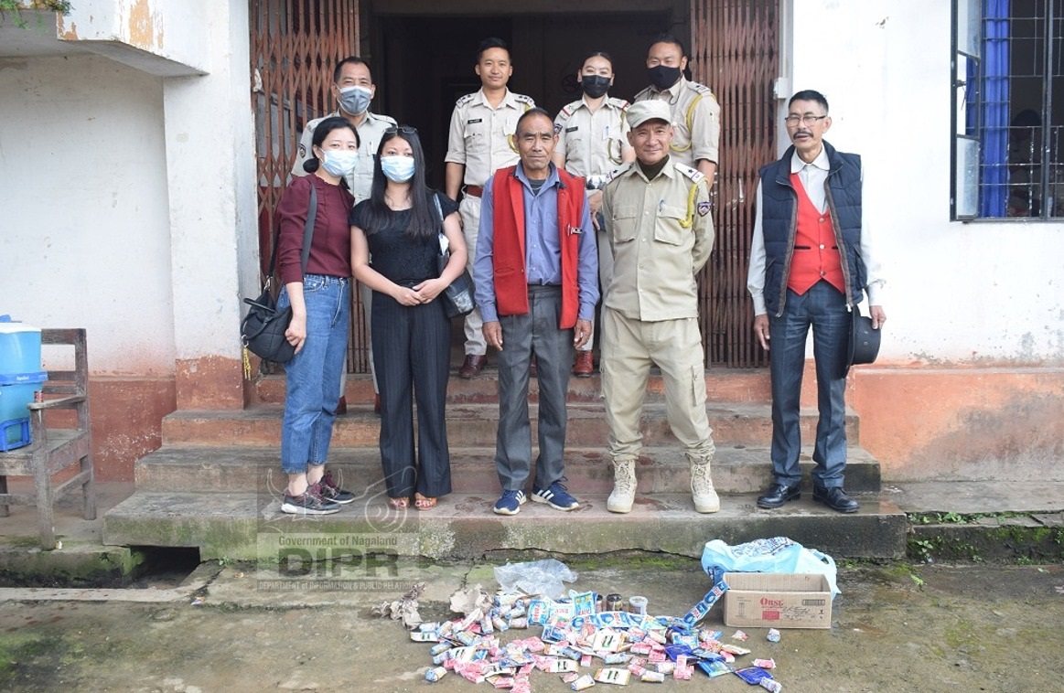 5 PERSONS PENALISED FOR DEFYING COTPA ACT AT WOKHA