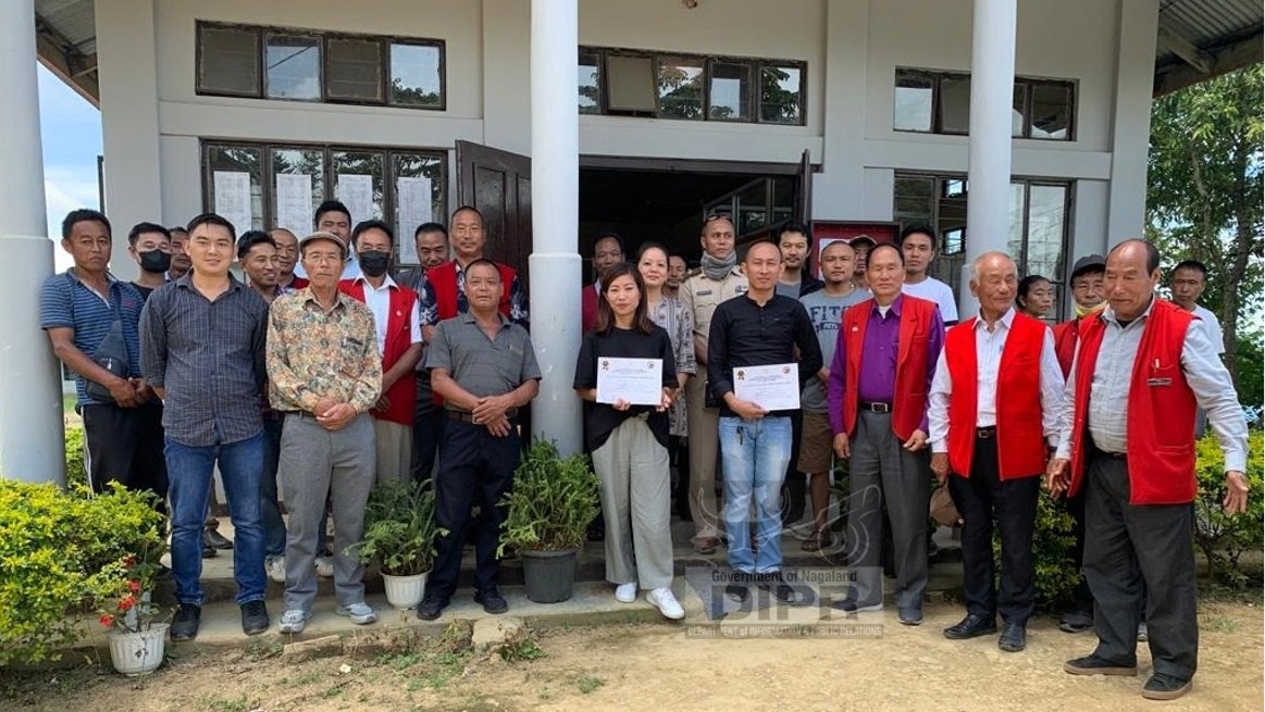 CHOZUBA TOWN COUNCIL FELICITATES CLEANEST WARD WINNERS