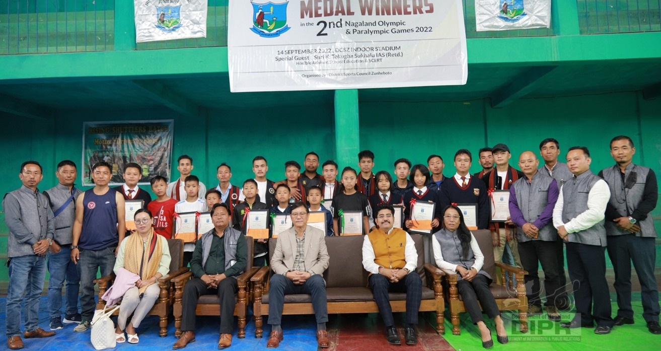 DISTRICT SPORTS COUNCIL ZUNHEBOTO FELICITATES SPORTSPERSONS OF THE DISTRICT