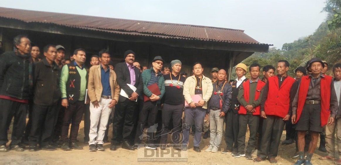 DONER OFFICIALS VISIT MON