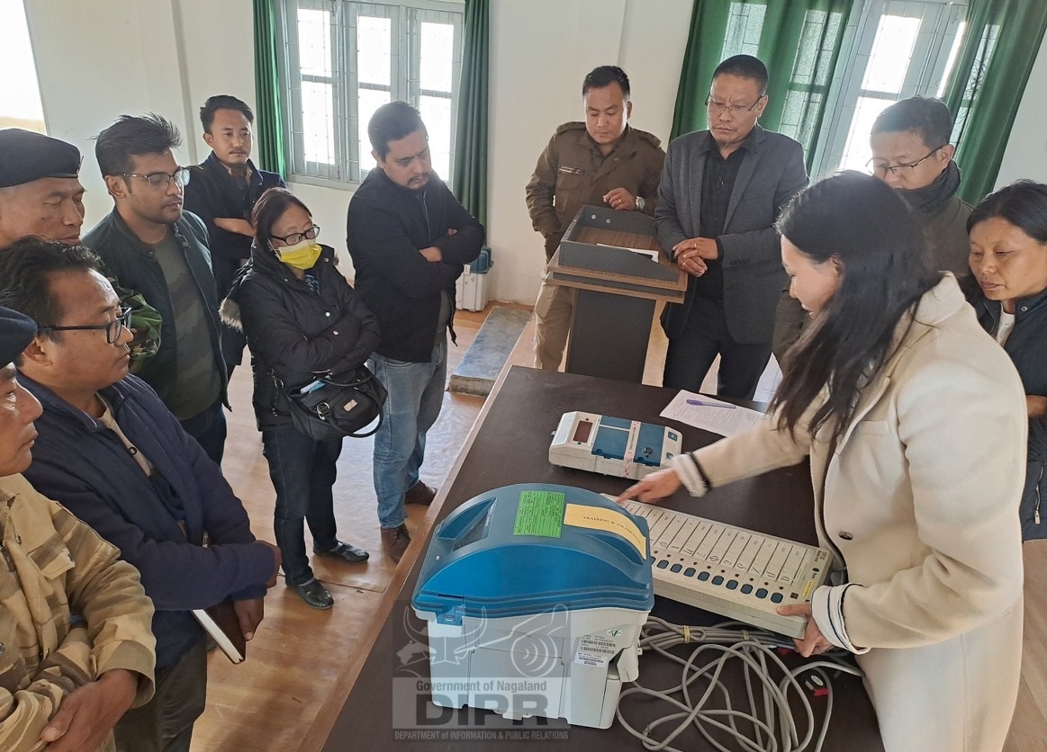 Training related on EVM Demonstration at Pughoboto.