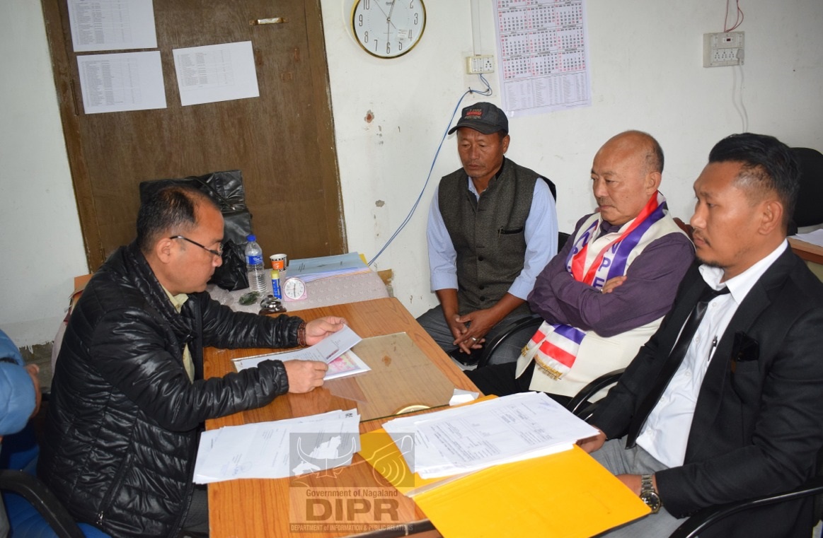 Henry Zeliang file nomination from Peren