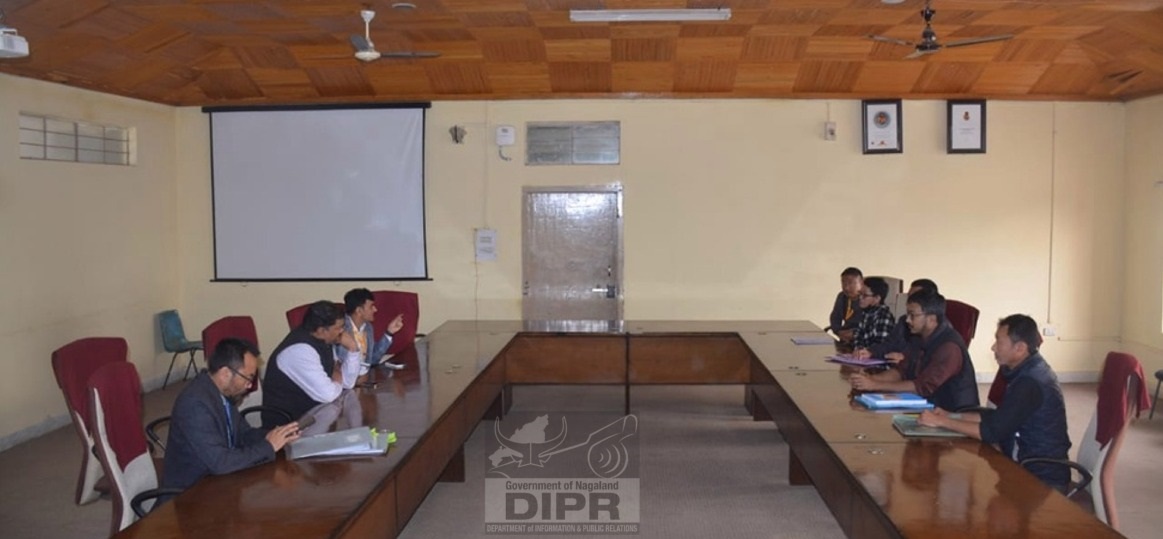 Observers briefed Asst Expenditure Observers at Mon