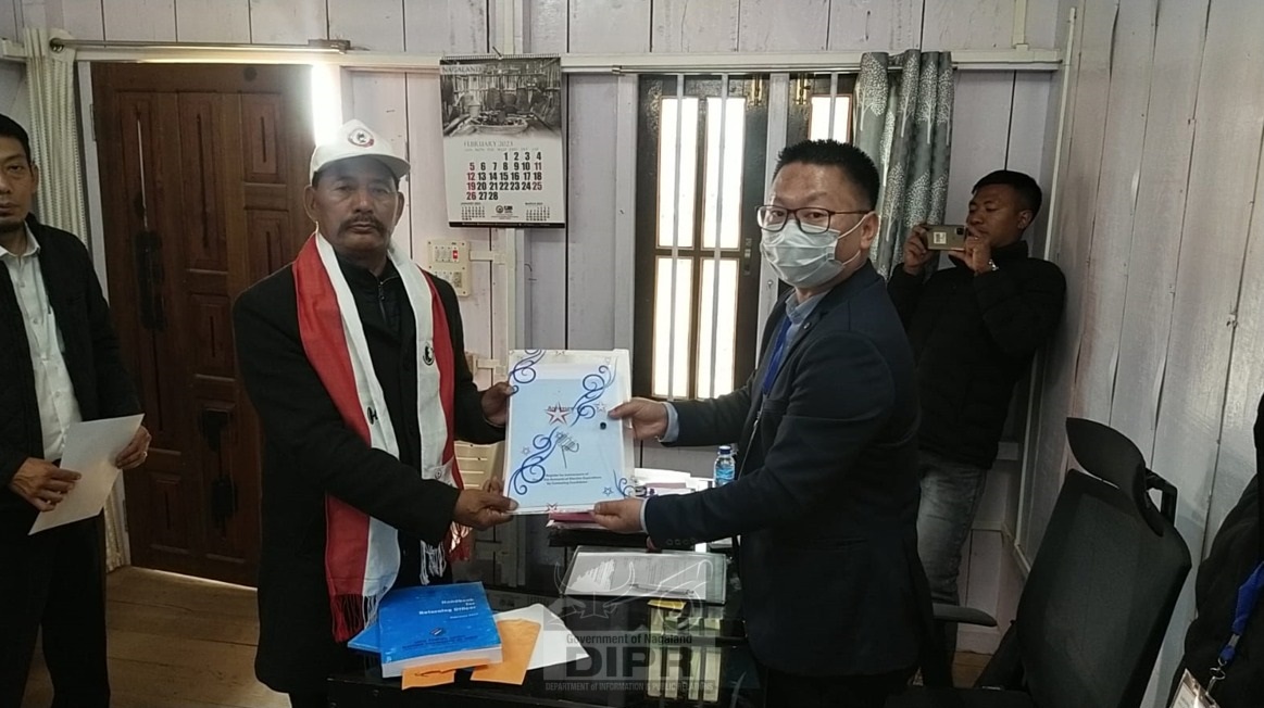 S. Heno Khiamniungan file nomination from Thonoknyu